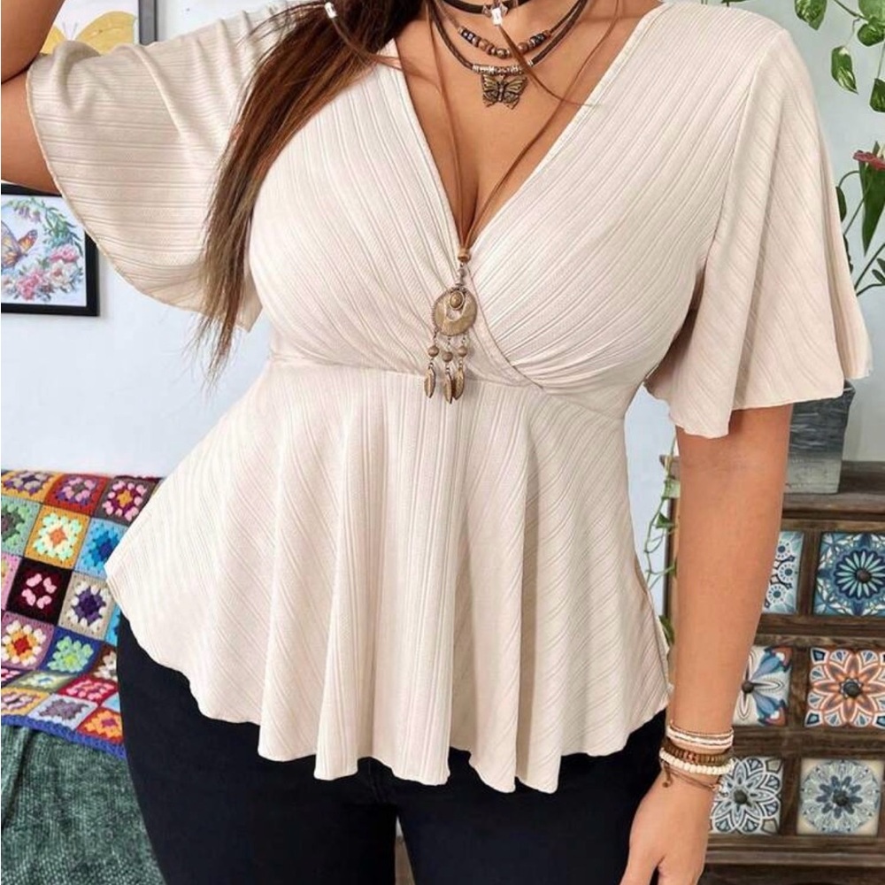 SHEIN Curve Ribbed Knit Peplum Top 3XL Surplice V-Neck Flutter Sleeve Apricot